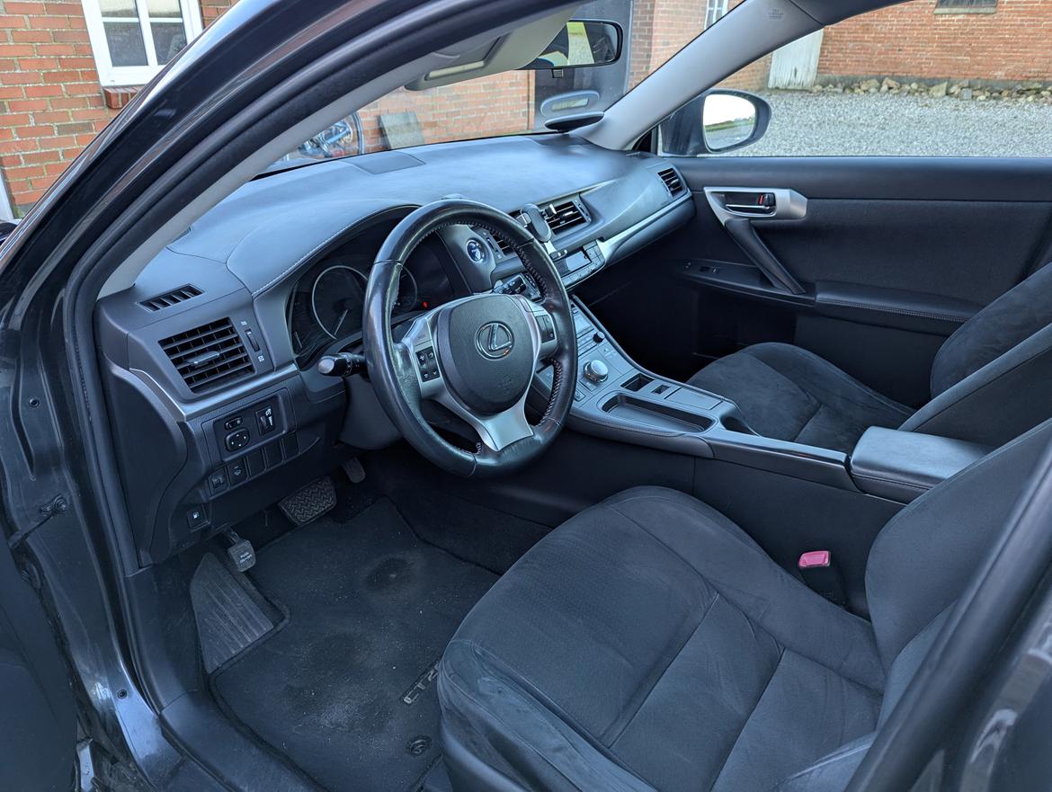 Lexus CT200h billede 8