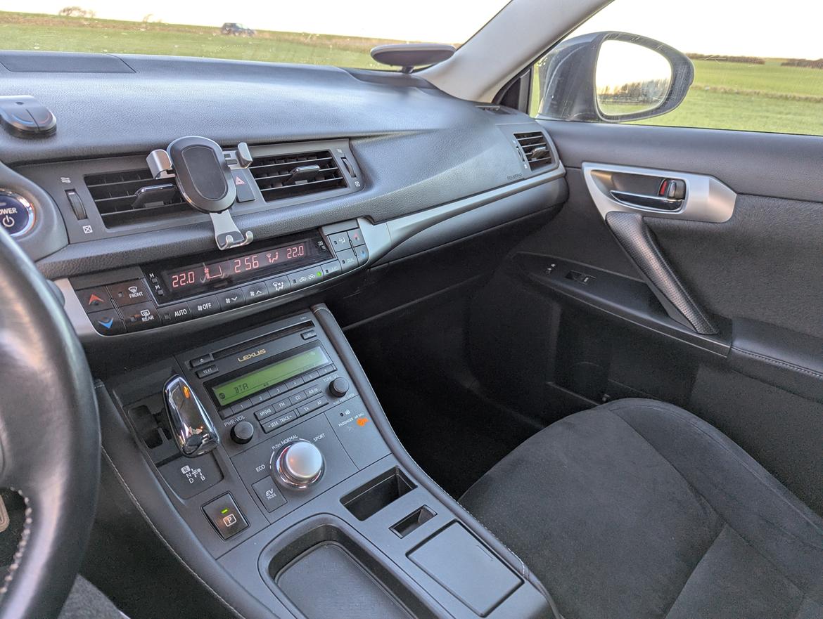 Lexus CT200h billede 12