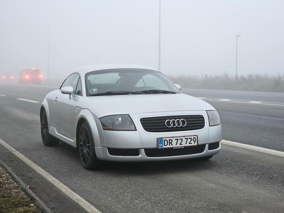 Audi TT Coupé 1.8 T 8N billede 1