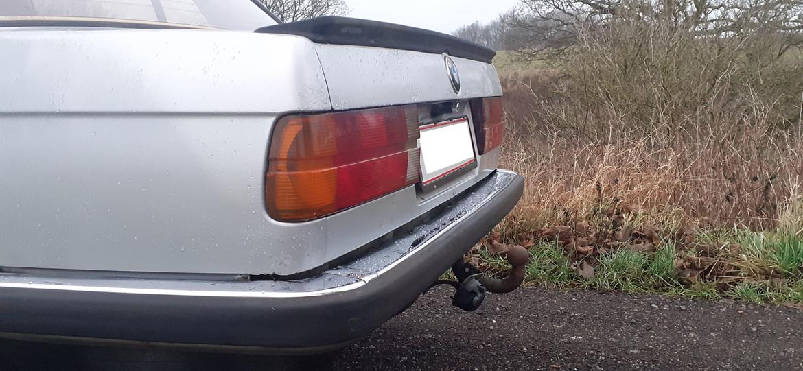 BMW E30 324d billede 9