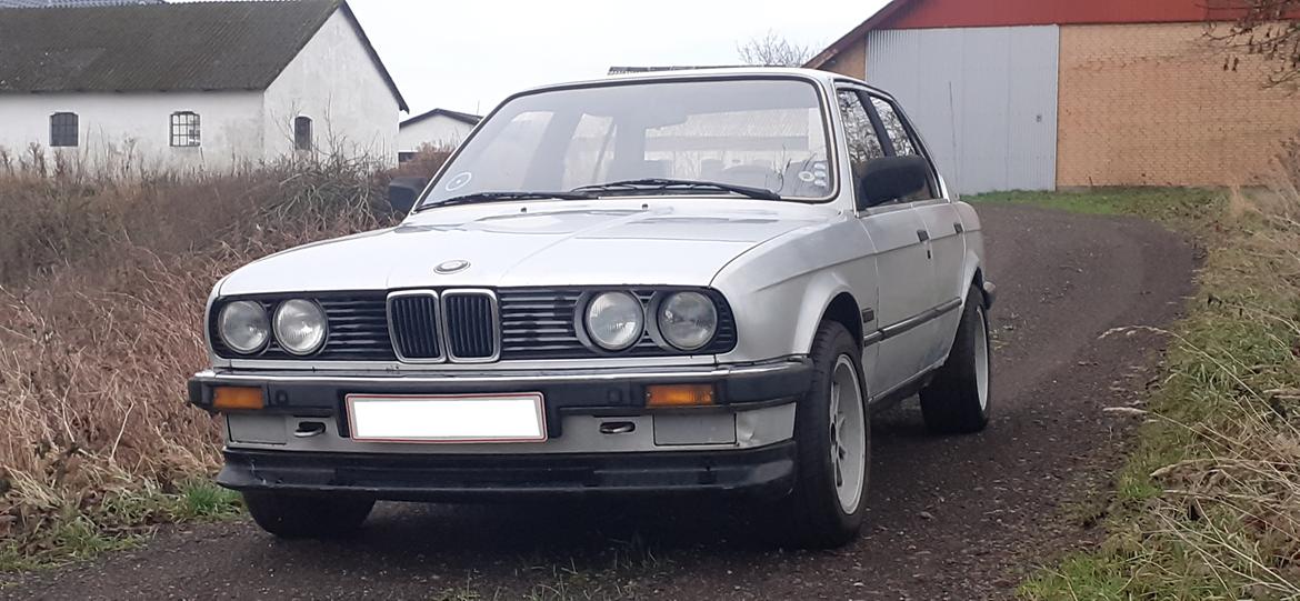 BMW E30 324d billede 14