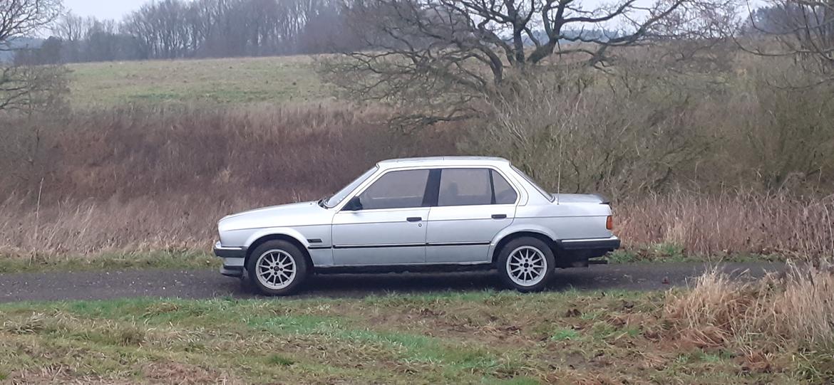 BMW E30 324d billede 40