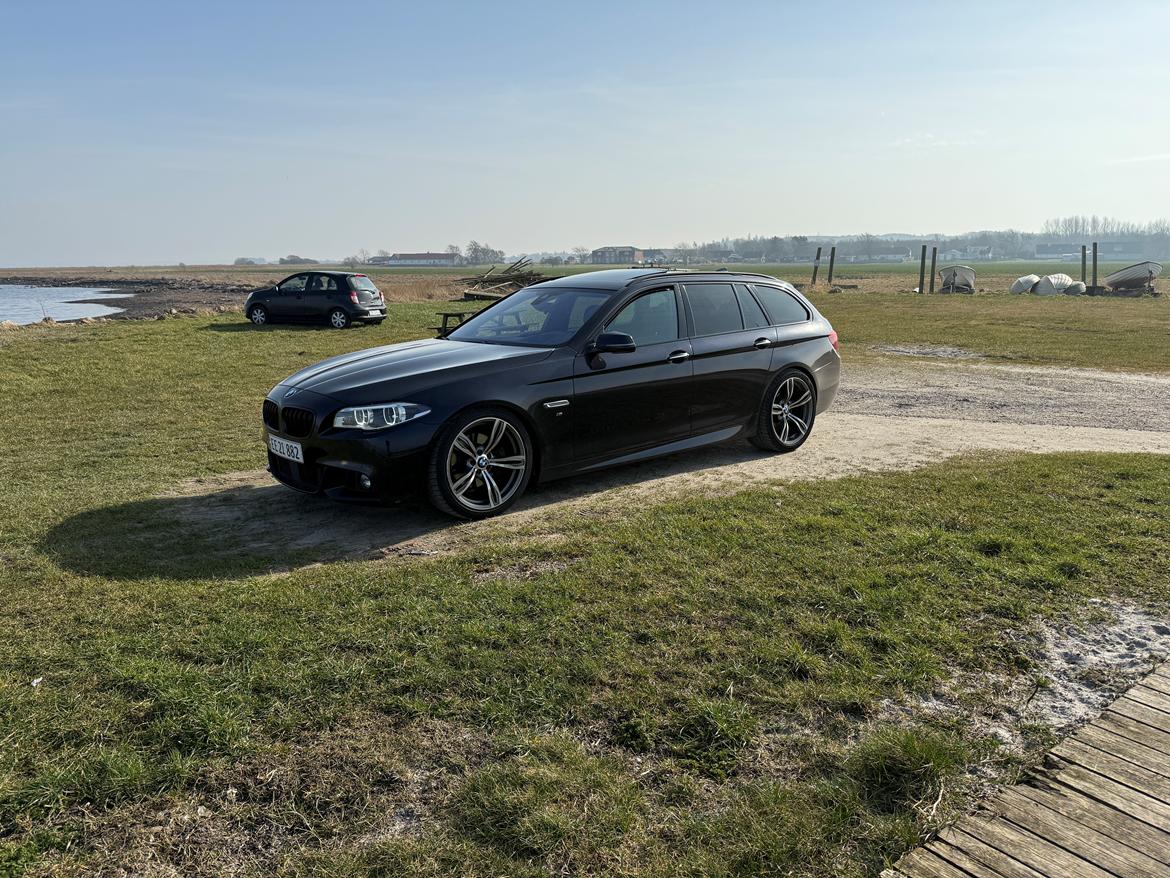 BMW F11 LCI 520d M-Sport billede 2