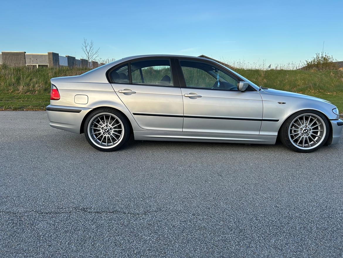 BMW E46 320i billede 2
