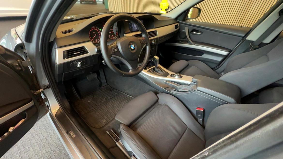 BMW 320D LCI billede 11