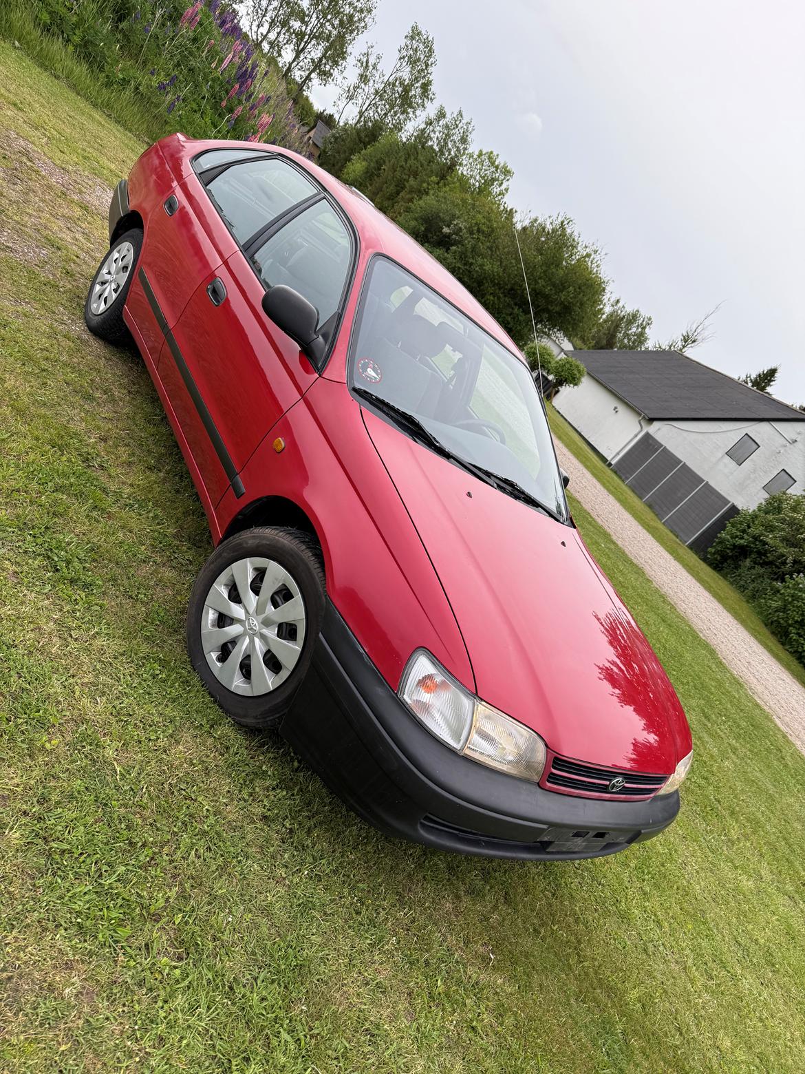 Toyota Carina E billede 2