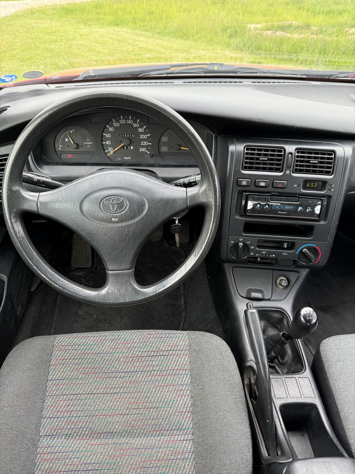 Toyota Carina E billede 7