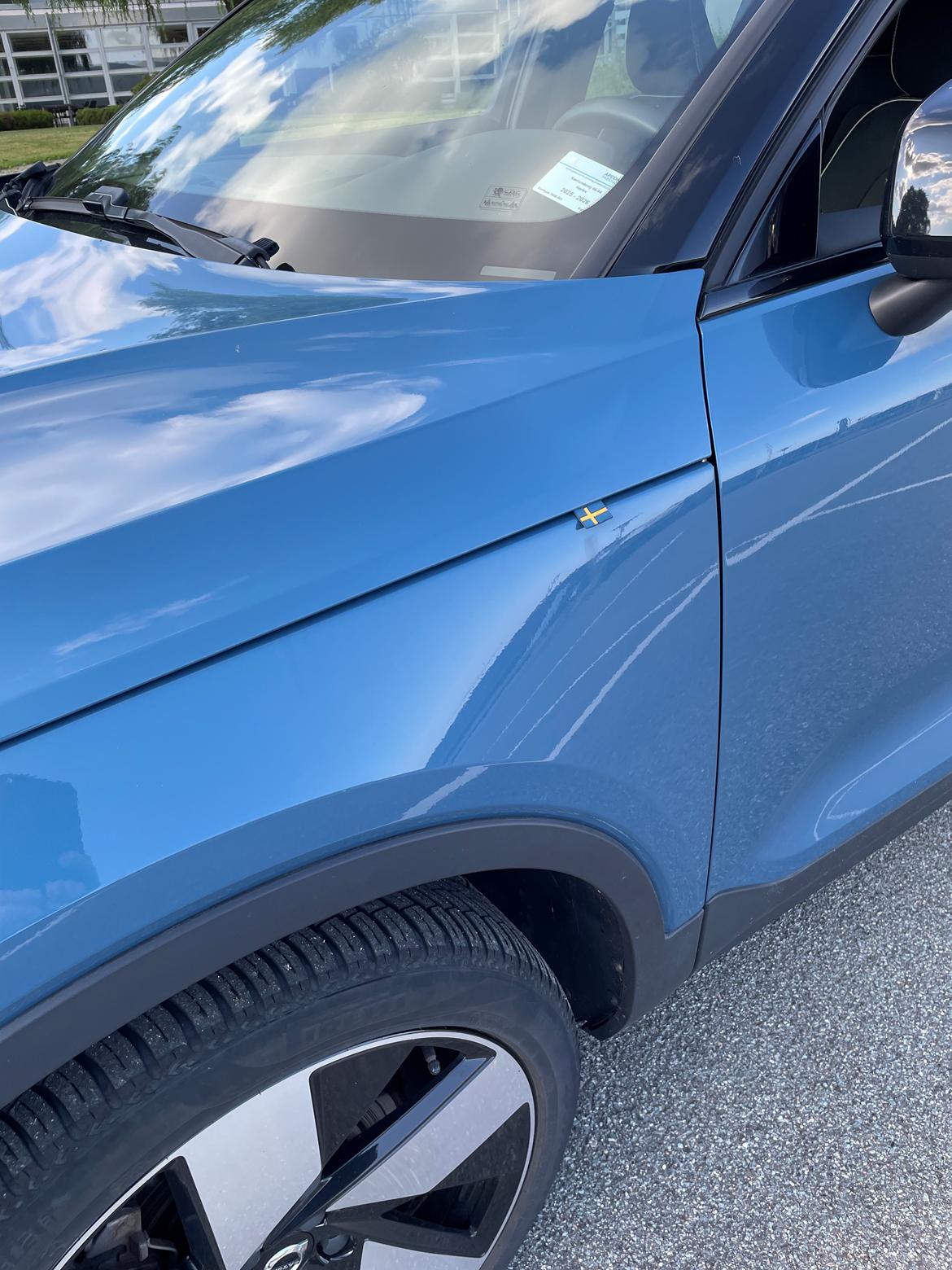 Volvo C40 - Svensk flag fra first edition billede 7