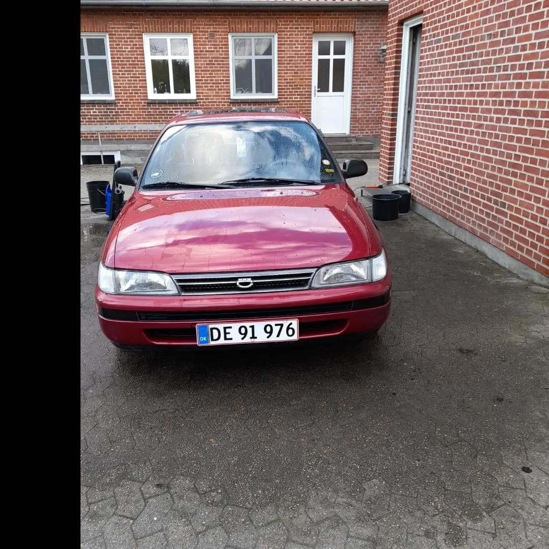 Toyota Corolla 1.3 XLI 16V (EE101) Galla   - anden frontgrille  billede 21