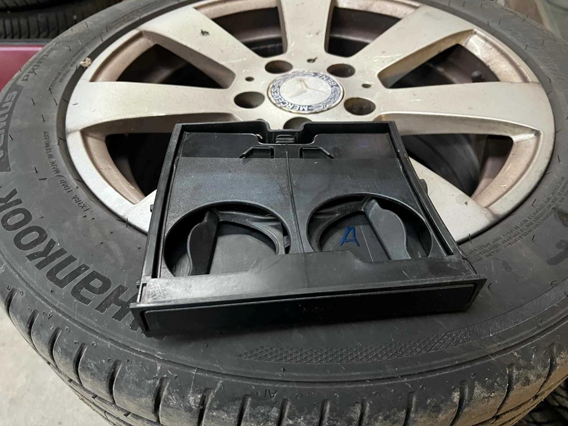 Toyota Corolla 1.3 XLI 16V (EE101) Galla   - originale kopholder billede 25