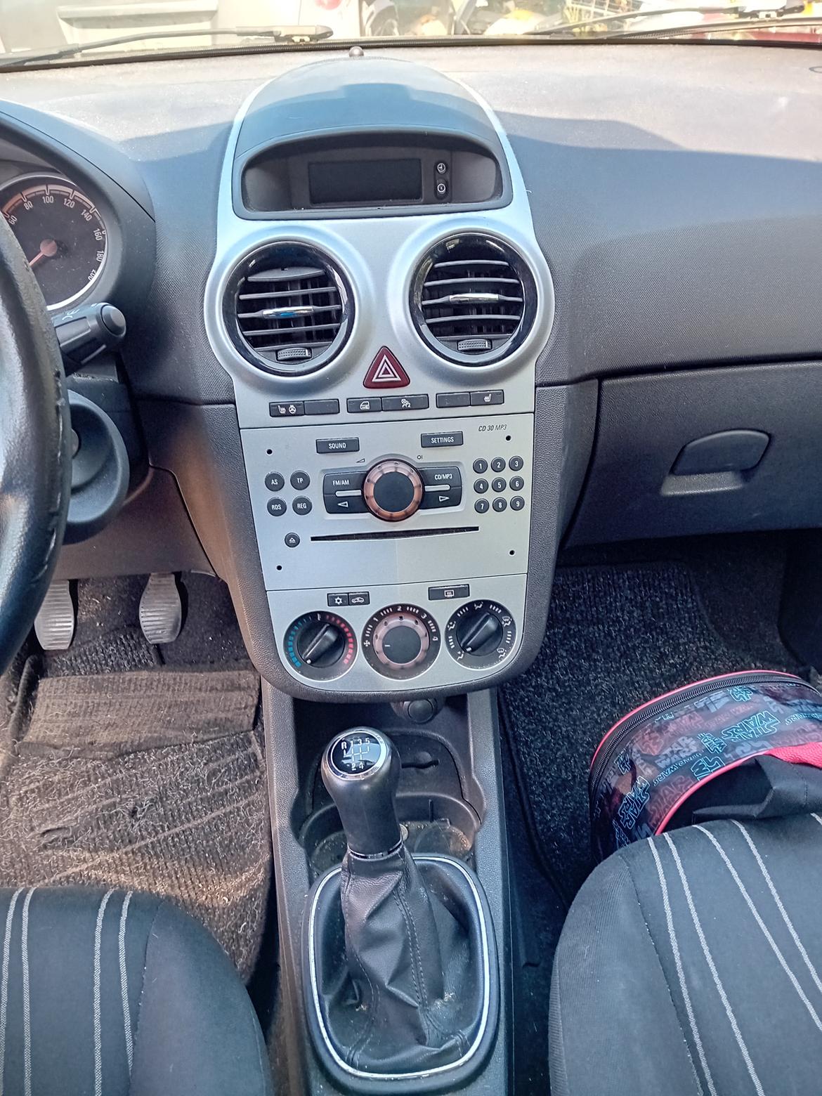 Opel Corsa (SOLGT ) billede 10