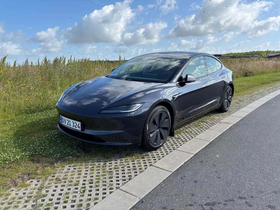 Tesla Model 3 Highland SR billede 1