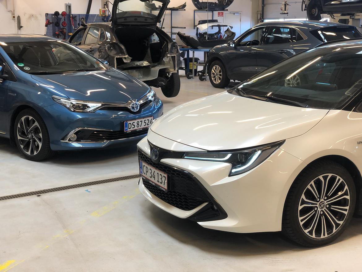 Toyota Corolla Hybrid ZWE211 billede 8