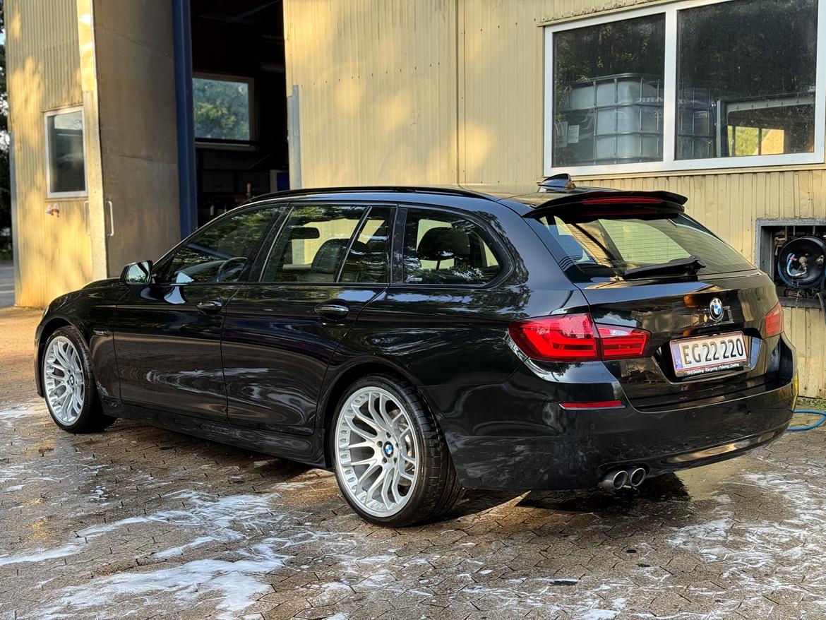 BMW F11 LCI - 525D - 2013 billede 3