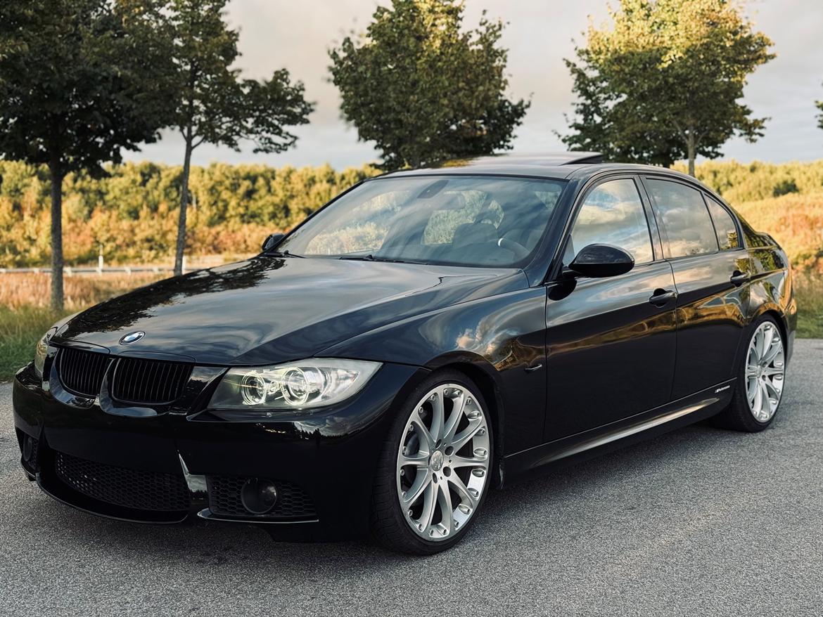 BMW E90 - 330D - M Sport - 2006 billede 2