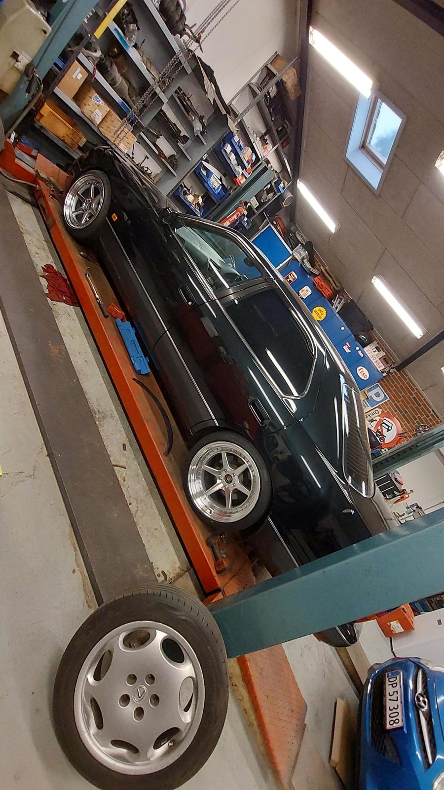 Lexus LS400 billede 9