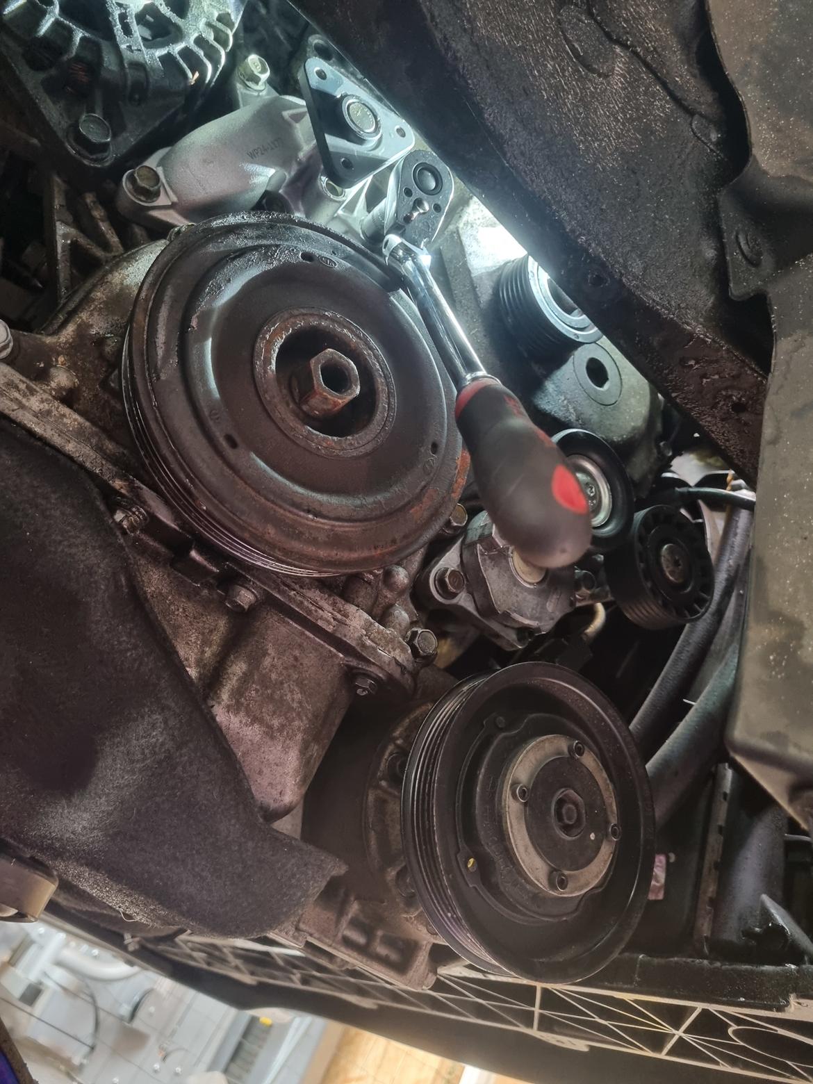 Hyundai I40 Touring  - fra Vandpumpe & multirems skift billede 16