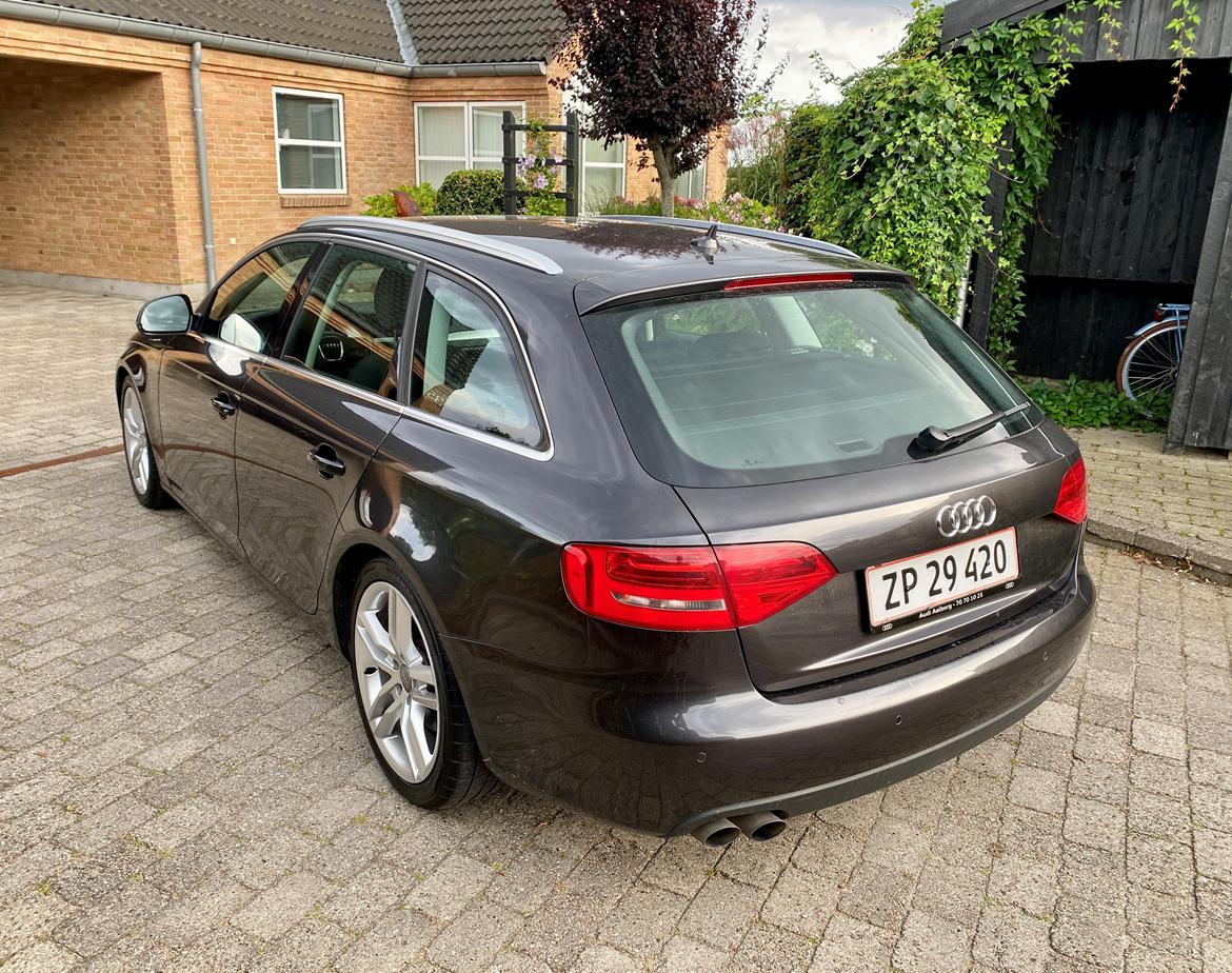 Audi A4 B8 2,0 TDI AUT AVANT  billede 4