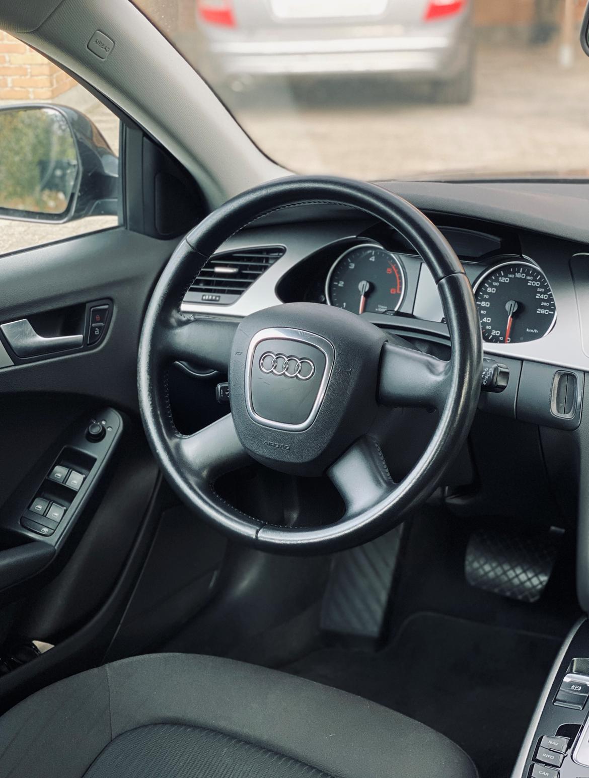 Audi A4 B8 2,0 TDI AUT AVANT  billede 14