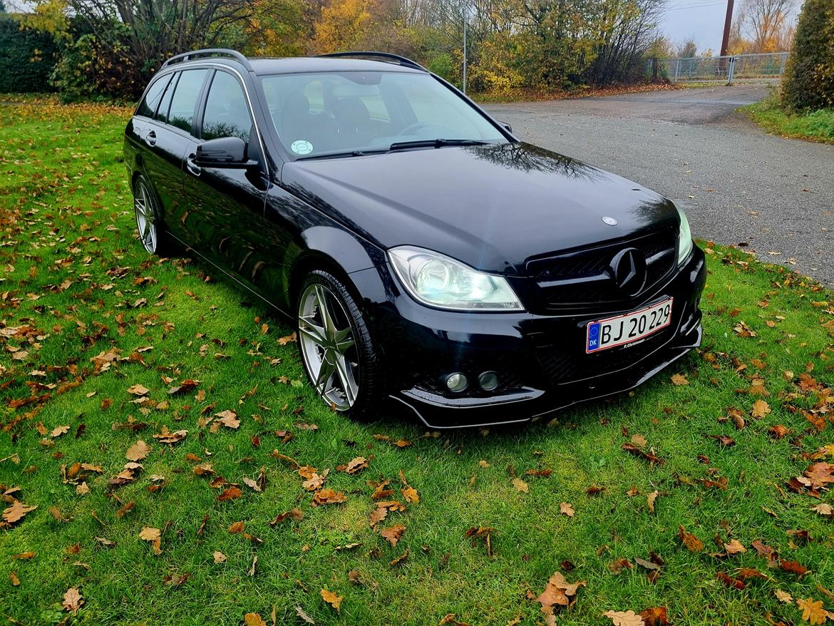 Mercedes Benz C220 W204 ( Tidl bil ) billede 3