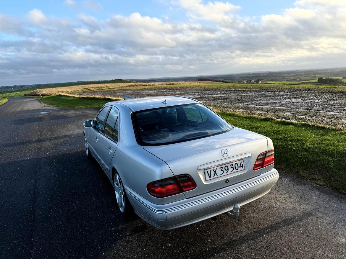 Mercedes Benz W210 E320 CDI billede 4