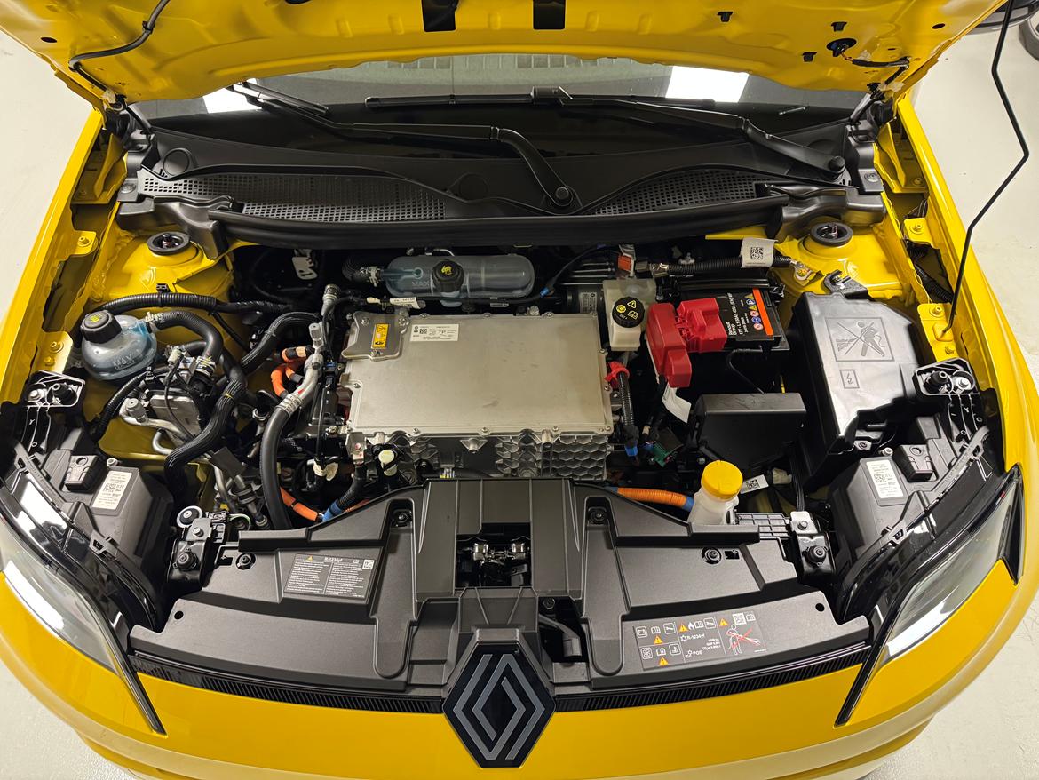 Renault 5 E-Tech Iconic - Bilens "motorrum" billede 17