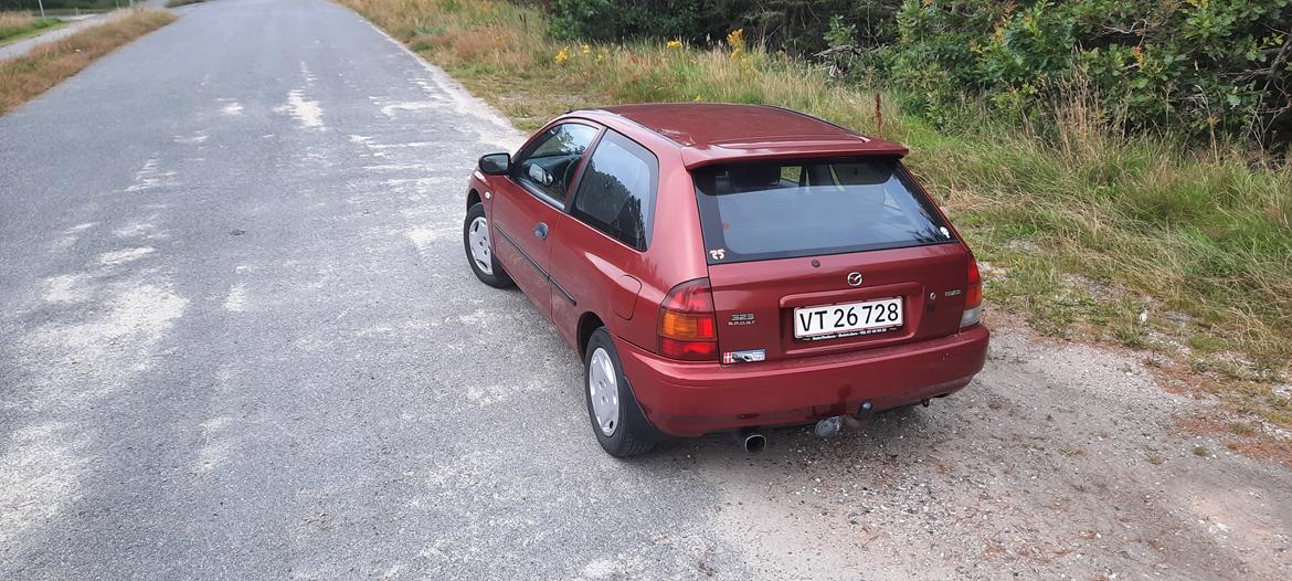 Mazda 323P Sport 1.5 16v Coupehatch billede 19