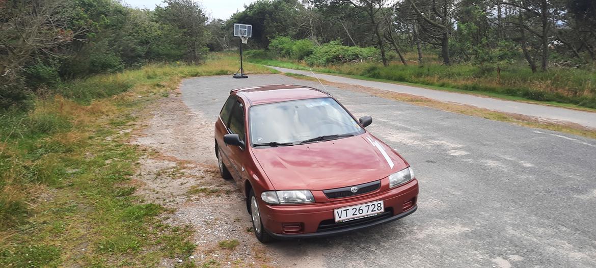 Mazda 323P Sport 1.5 16v Coupehatch billede 17