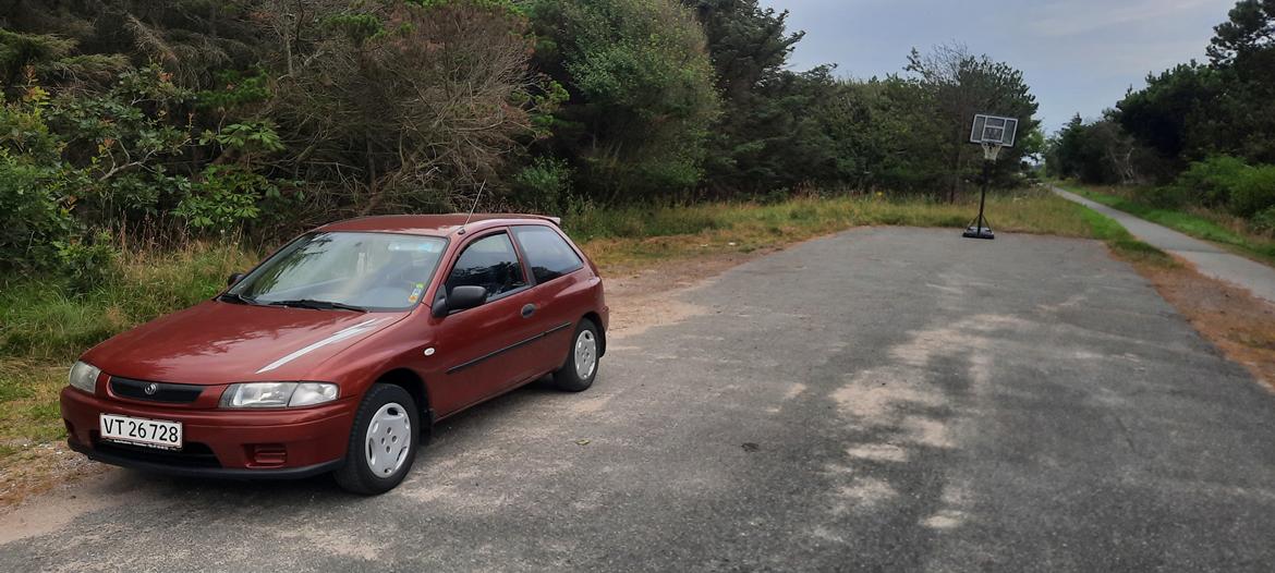 Mazda 323P Sport 1.5 16v Coupehatch billede 16