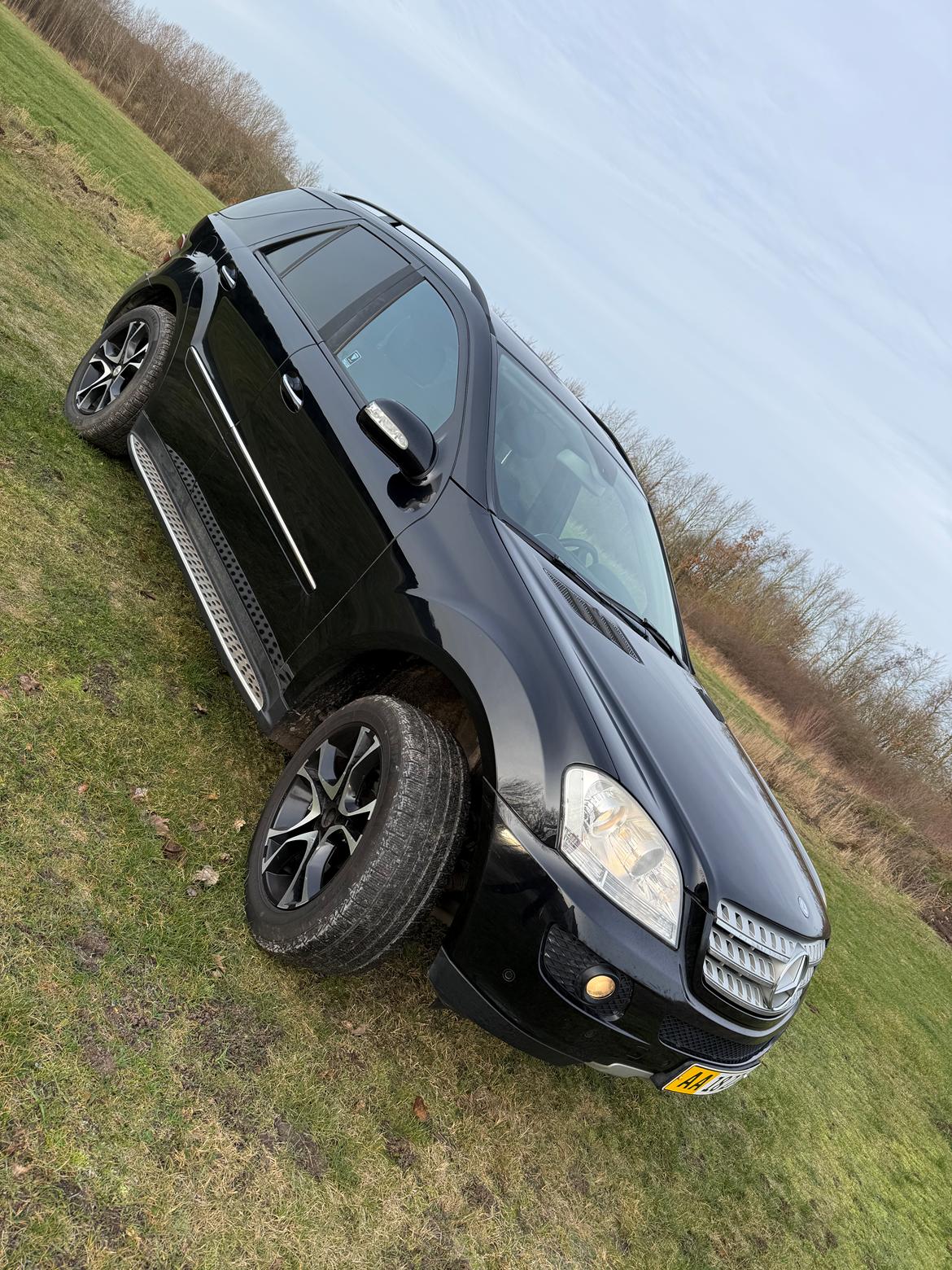 Mercedes Benz ML350 billede 1