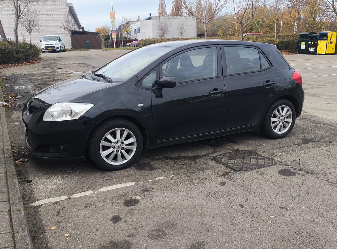 Toyota Auris 1,6 Sol 5 dørs billede 3