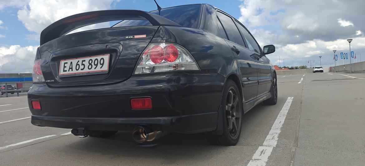 Mitsubishi Lancer  billede 2