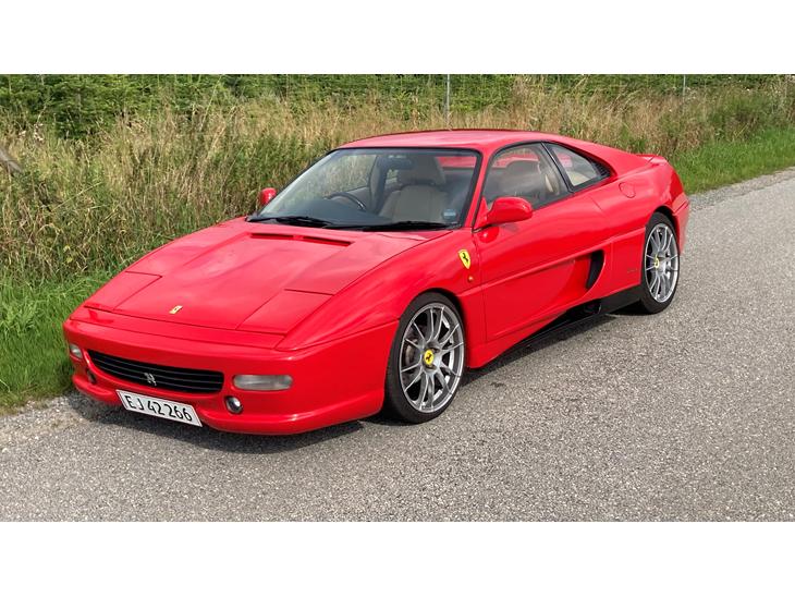 {{currentPhoto.altText}} billede {{currentPhoto.number}}