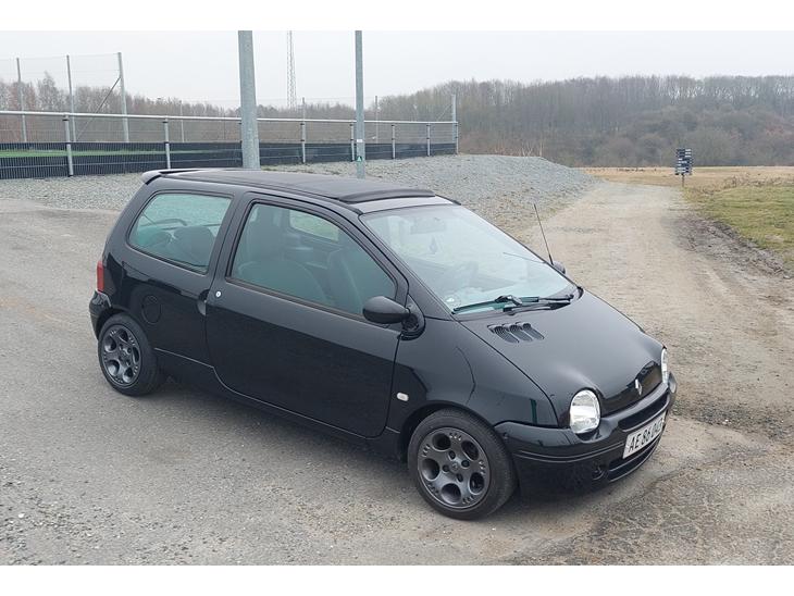 {{currentPhoto.altText}} billede {{currentPhoto.number}}