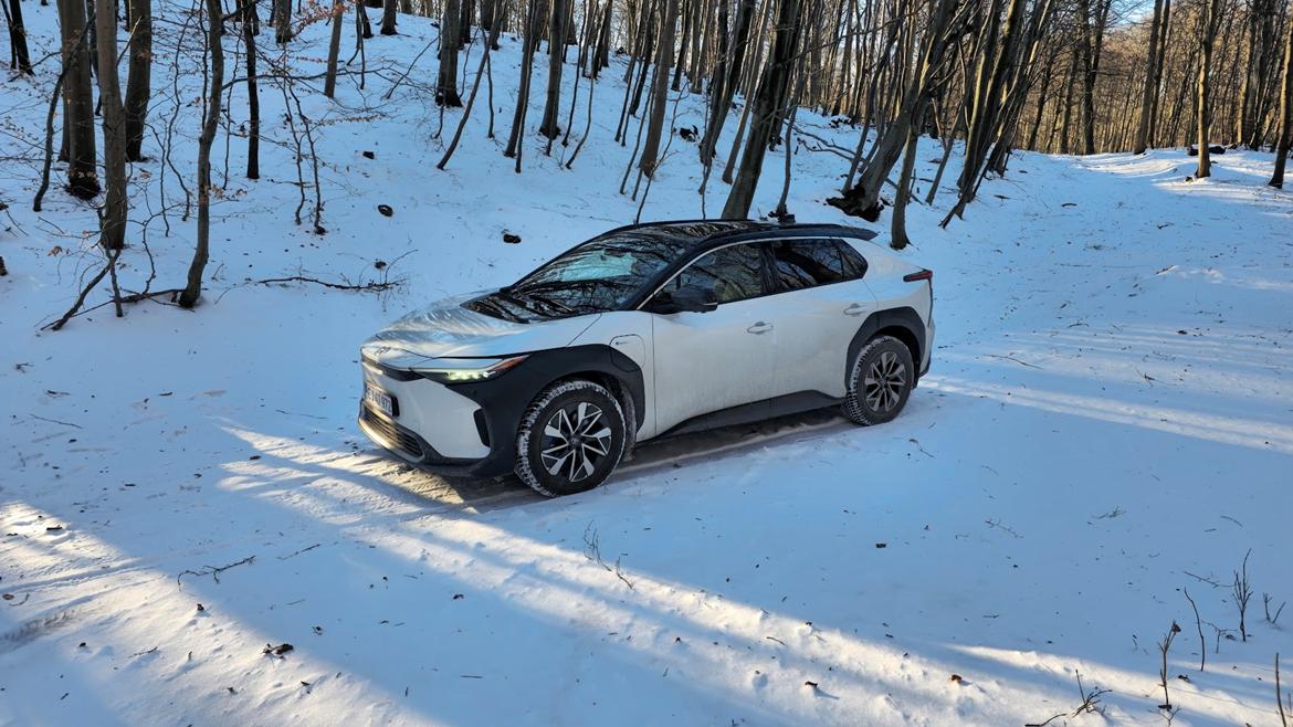 Toyota Bz4X Executive Panorama AWD  billede 12