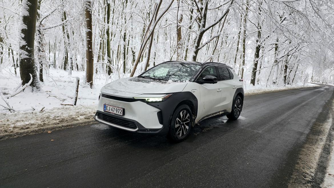 Toyota Bz4X Executive Panorama AWD  billede 16