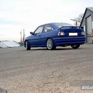 Ford  Escort 1,8 16v SOLGT