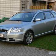 Toyota Avensis 2,0 SOL