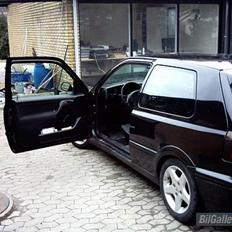 VW GOLF III ==SOLGT==