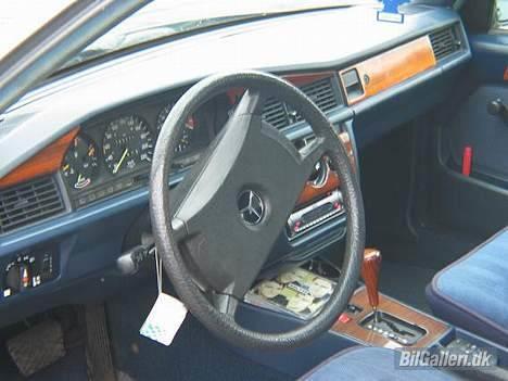 Mercedes Benz 190 E Sportline (SOLGT) billede 4