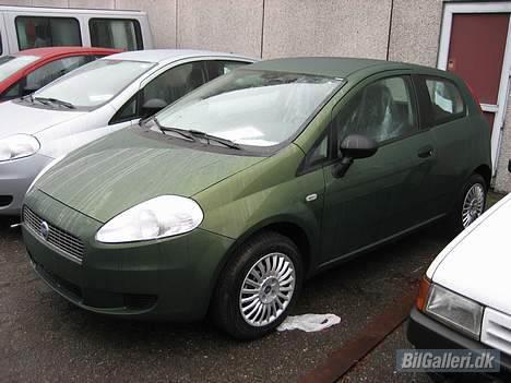 Fiat Grande Punto 1,3 MultiJet - Den grønne farve til Granden er også utrolig flot! billede 10