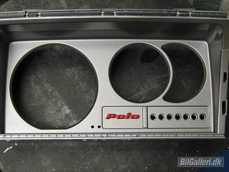 VW polo coupé 2F (DØD) - lidt grå og rød maling gør faktisk meget ved det.. billede 6