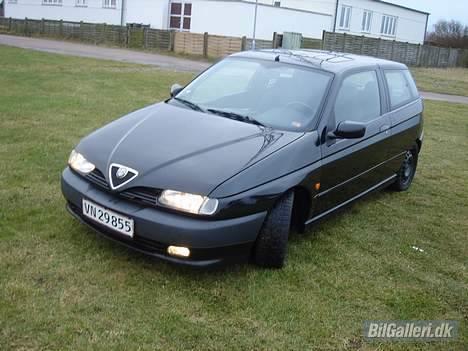 Alfa Romeo 145 1,8 TS Solgt billede 1