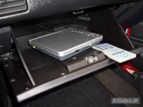 Mazda 323 billede 10