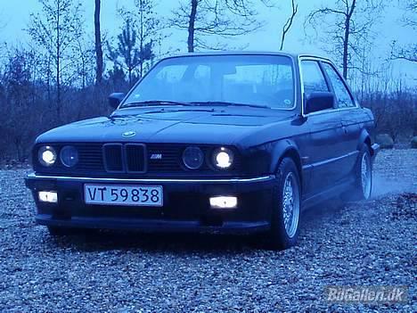 BMW 320/325i solgt billede 1