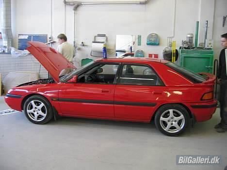 Mazda 323F billede 11