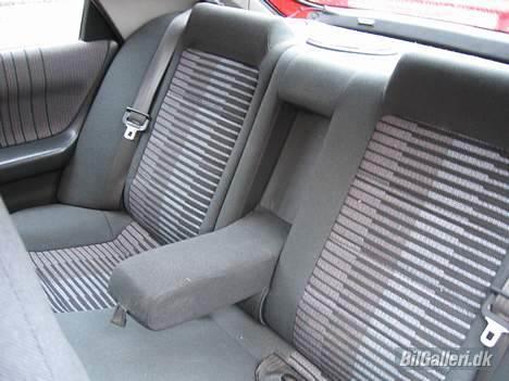 Mazda 323F billede 14