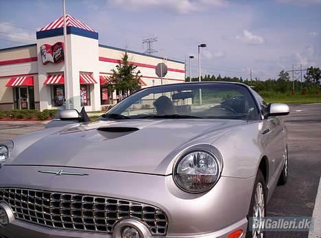 Ford THUNDERBIRD billede 1