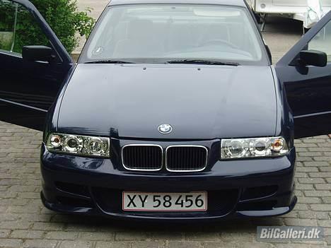 BMW 316i solgt billede 1