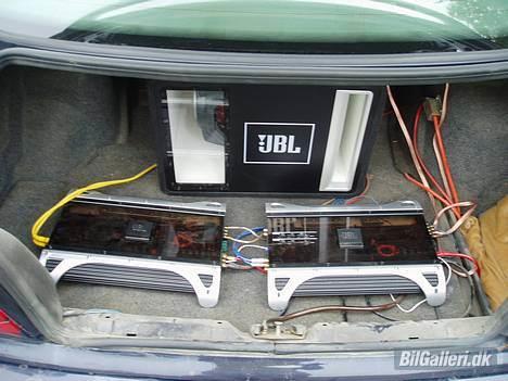 BMW 316i solgt billede 4